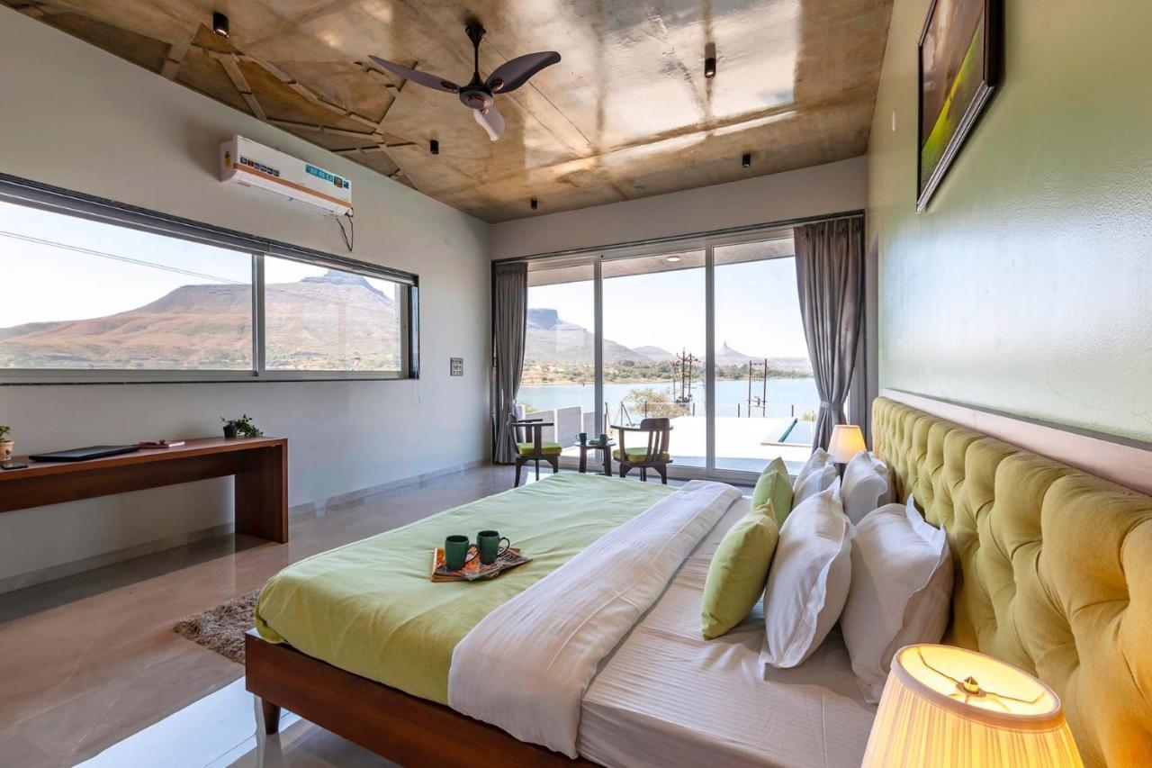Stayvista's Bellisimo Panorama: Lakeside Retreat with Infinity Pool Nashik Exterior photo